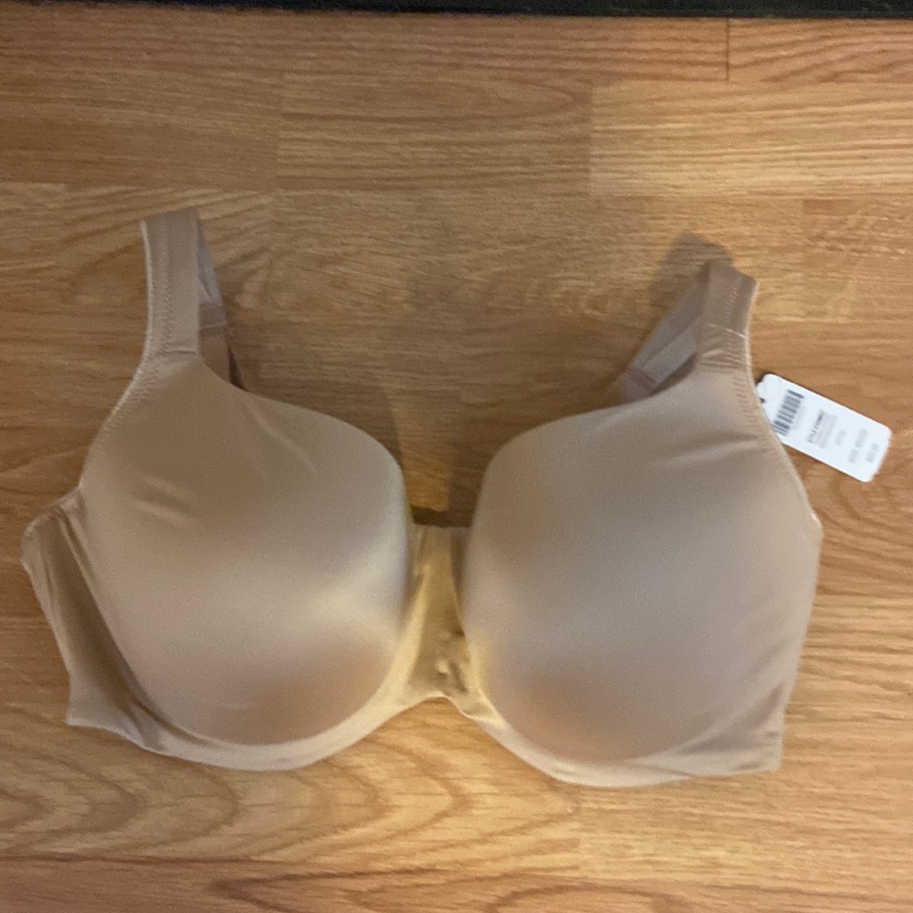 Soma bra , stunning support , smooth balconette